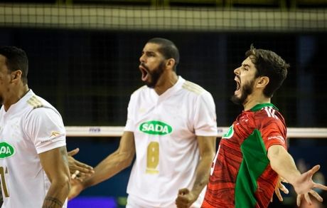 فولاد سیرجان، جام باشگاه‌های والیبال جهان را با باخت آغاز کرد