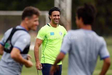 فرهاد مجیدی سرانجام ماسک زد!/ عکس