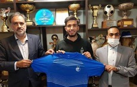 استقلال بازیکن جدید خرید