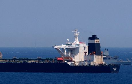 سومین نفتکش ایرانی وارد سوریه شد