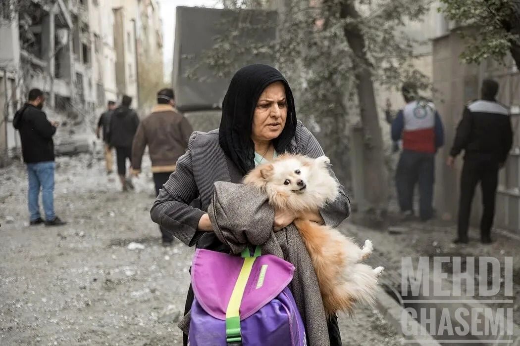 تصاویری ناراحت کننده از حمله اسرائیل و آمریکا به مناطق مسکونی عباس آباد