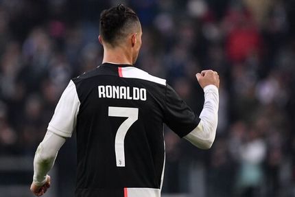 رونالدو و مسی کنار هم در کیت دوم بارسلونا/ عکس