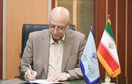 وزیر علوم قهرمانی دانش‌آموزان ایرانی در المپیادهای علمی جهانی ۲۰۲۲ را تبریک گفت