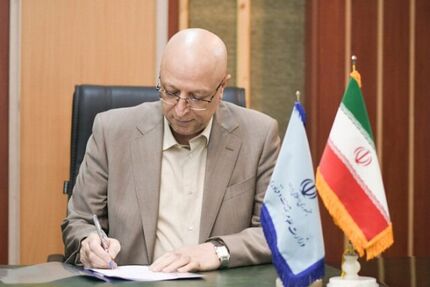 وزیر علوم قهرمانی دانش‌آموزان ایرانی در المپیادهای علمی جهانی ۲۰۲۲ را تبریک گفت