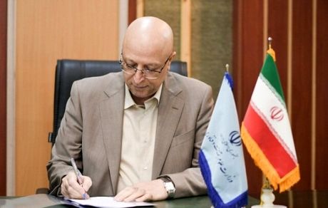 وزیر علوم قهرمانی دانش‌آموزان ایرانی در المپیادهای علمی جهانی ۲۰۲۲ را تبریک گفت