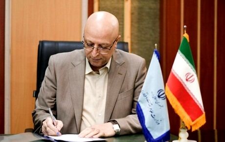 وزیر علوم قهرمانی دانش‌آموزان ایرانی در المپیادهای علمی جهانی ۲۰۲۲ را تبریک گفت