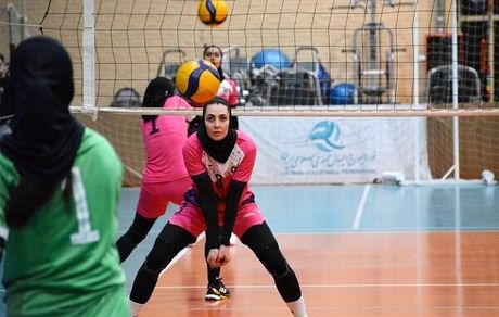 صعود تیم والیبال زنان سپاهان به نیمه نهایی لیگ آسیای مرکزی