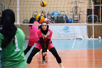صعود تیم والیبال زنان سپاهان به نیمه نهایی لیگ آسیای مرکزی