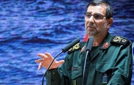 فرمانده نیروی دریایی سپاه: کانون توطئه دشمن را در مبدأ می خشکانیم
