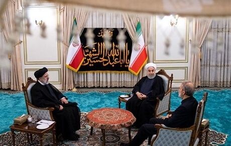 پیشنهاد لاریجانی به سران قوا برای محرمانه ماندن اطلاعات مالی مسئولان!