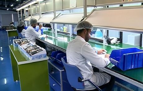 راه‌اندازی کارخانه تولیت تلفن همراه و تبلت در بندرعباس با ظرفیت سالانه ۱.۲ میلیون دستگاه