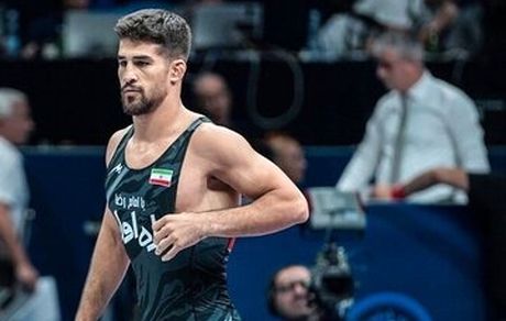 فقط یک ربع سکه برای کشتی‌گیر قهرمان!
