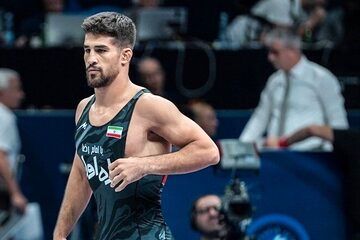 فقط یک ربع سکه برای کشتی‌گیر قهرمان!