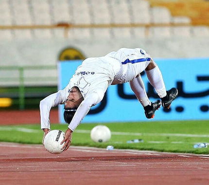 مدافع ذوب‌آهن رباط پاره کرد