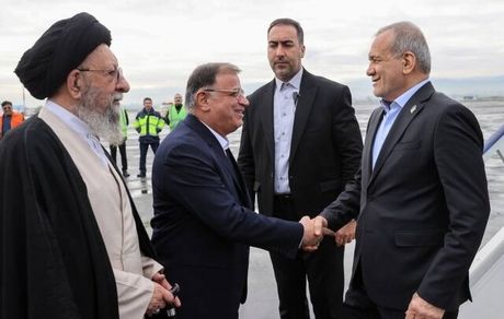 رئیس جمهور به استان گلستان وارد شد