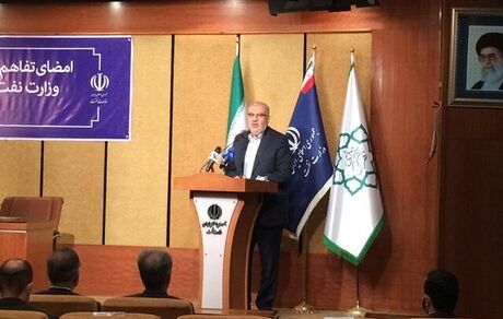 بررسی طرح کاهش سهمیه بنزین در برخی استان‌ها