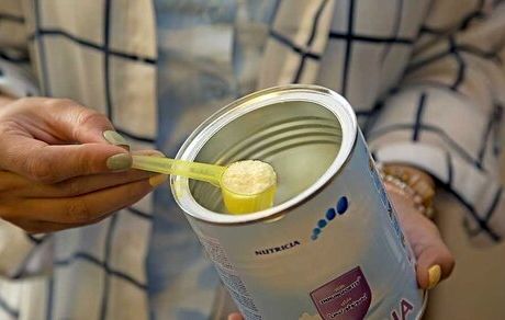 احتمال توقف تولید شیرخشک در کشور / تولیدکنندگان: قیمت‌ها باید افزایش پیدا کند