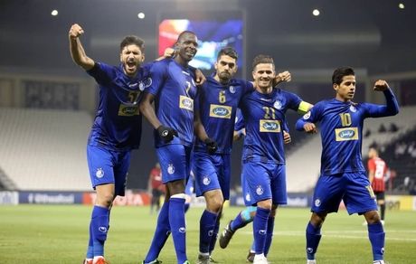 
شکایت رسمی باشگاه استقلال از داور کُره‌ای
