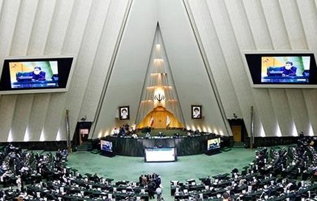 دولت مجاز به برداشت مشروط از ذخیره ارزی شد