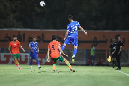 استقلال در رفسنجان صدرنشین شد