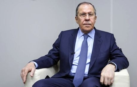 لاوروف: انگلیس به دنبال بهانه‌ای برای فرستادن کشتی‌های جنگی به دریای سیاه است