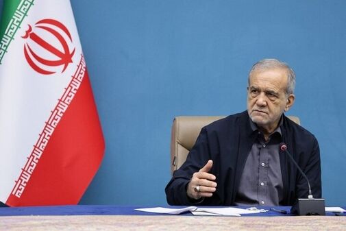 رئیس جمهور: واگذاری اختیارات به مدیران برای حمایت از صادرکنندگان و تقویت صادرات