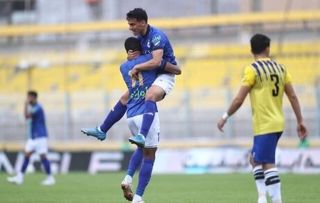 استقلال پس از ۱۰ سال قهرمان نیم‌فصل شد