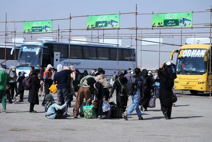 بازگشت نزدیک به نیمی از زائران اربعین