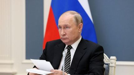 پوتین بیمار است یا حالت روحی او نشان از کهولت سن دارد؟