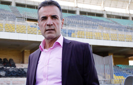 انصاری‌فرد: قرارداد پرسپولیس با جونیور فسخ نمی شود