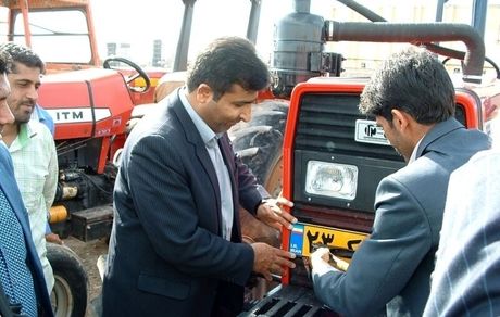 همه تراکتورها در آذربایجان‌شرقی پلاک شدند