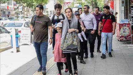 مسافرت ۱۰ هزار گردشگر ایرانی به وان ترکیه در یک هفته!