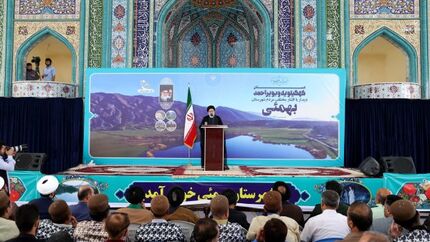 رئیس جمهور: وزارت نفت بخشی از درآمد استخراج میادین نفتی را حل مشکلات استان کهگیلویه و بویراحمد اختصاص دهد