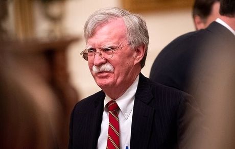 
بولتون برای ادای شهادت در تحقیقات استیضاح ترامپ احضار شد
