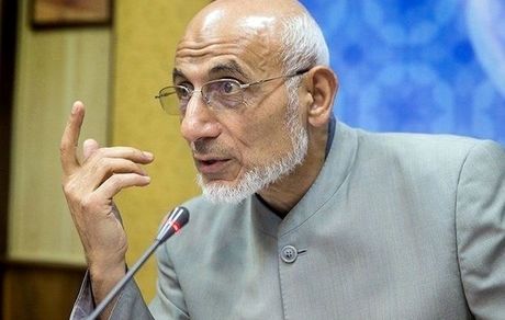 میرسلیم: برای مطالبه‌گری، مردم عامی راهی جز مراجعه به نمایندگان ندارند