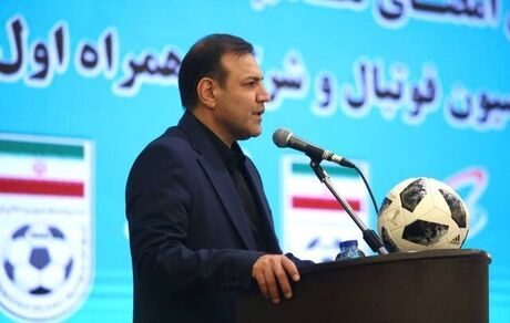 نگاه فدراسیون فوتبال به اسکوچیچ حمایتی است