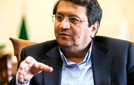 همتی: دلار ۲۴ هزارتومانی بی ربط و غیر واقعی است