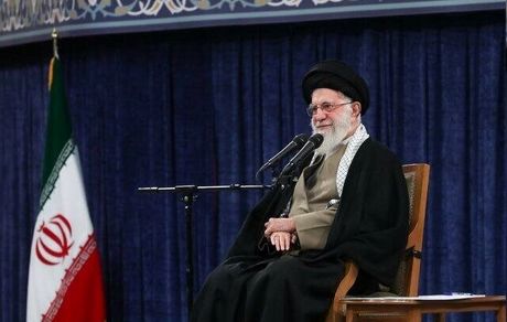 رهبر معظم انقلاب: برای اینکه ترس از دلها برود، فقط بیان مباحث دینی و فقه و مانند اینها کافی نیست