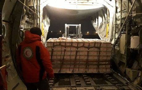 ارسال اقلام ضروری برای زلزله زدگان از ۱۳ استان کشور به خوی