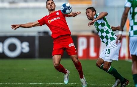 پرسپولیس باید بدهی علیپور را بدهد