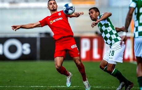 پرسپولیس باید بدهی علیپور را بدهد