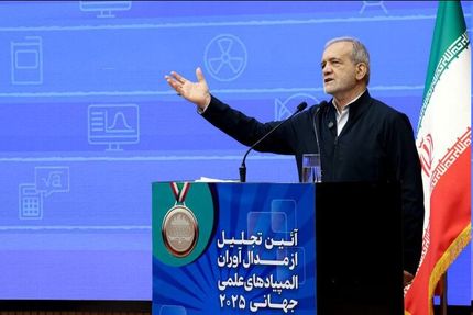 رئیس جمهور: باید با تکیه بر نوجوانان و جوانان، بتوانیم مشکلات را حل و آینده کشور را بسازیم