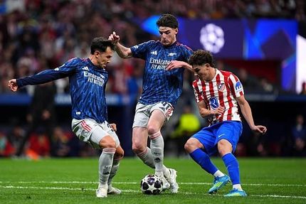 فینالیست دوم لیگ قهرمانان بین آرسنال و آتلتیکو مادرید به دور برگشت کشیده شد