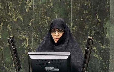 لاجوردی: کنترل و مهار تورم به نقطه مورد انتظار نرسیده است