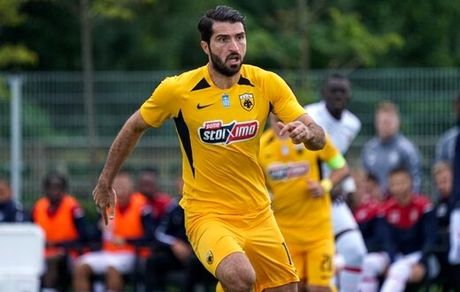 کاپیتان تیم ملی در لیست فروش باشگاه یونانی