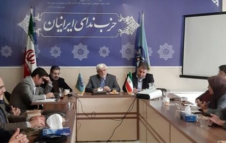 
عارف: ابهاماتی درباره اغتشاشات اخیر و کشته‌شده‌ها وجود دارد/ نهادهای مسئول شفاف‌سازی کنند
