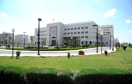 افزایش ۴۰۰ درصدی حقوق کارمندان در سوریه به ماه آینده موکول شد
