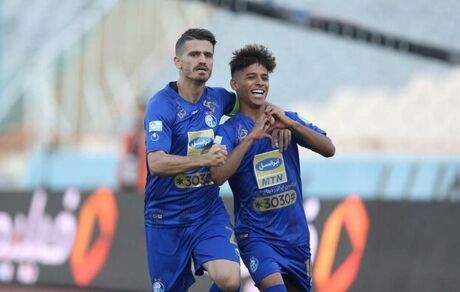 استقلال سرانجام در لیگ برتر برد 