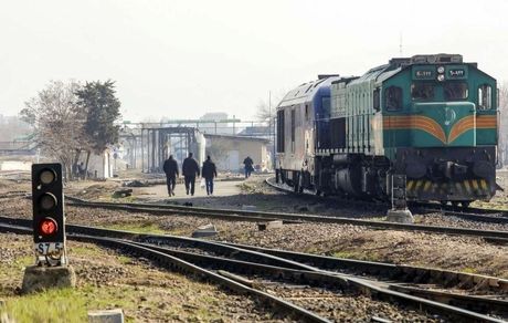 قطار مسافربری یزد – تهران آتش گرفت
