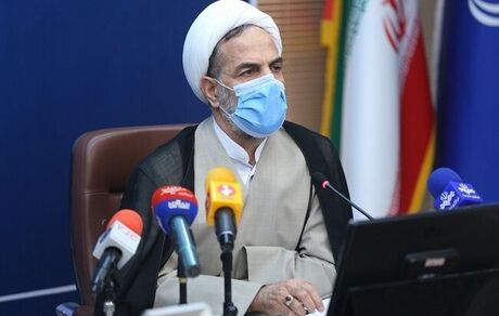 دریافت پول «خدمات دارویی» در داروخانه‌ها وجاهت قانونی ندارد